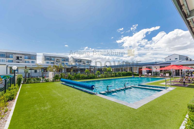 2 Bedroom Property for Sale in Sandown Western Cape